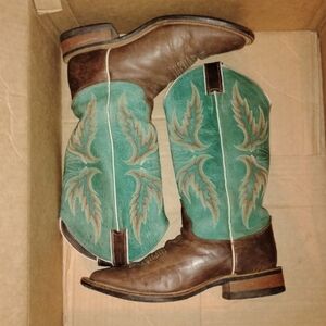 Western Cowboy Boots in Brown and Green